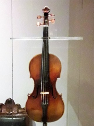 guarneri del Gesù