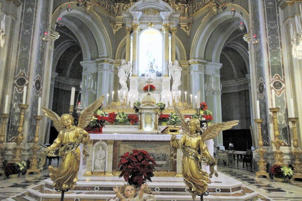 altar maggiore